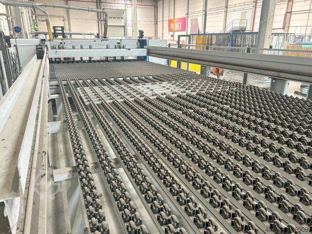 Serra de painel com carregamento automático HOLZMA HPL 510/43/22/P/X