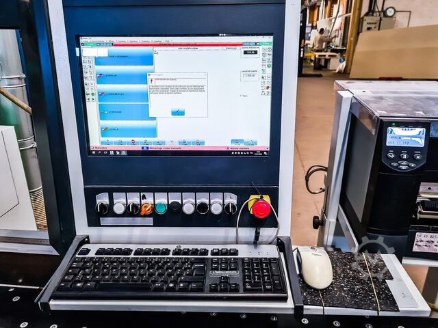 Plattensäge in Winkelausführung SELCO WNA 610 TWIN PUSHER