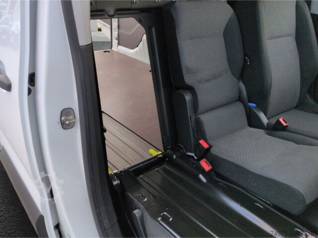 Bestelwagen Opel Combo Cargo XL Lang1.5 D Edition Temp PDC Klima USB BT