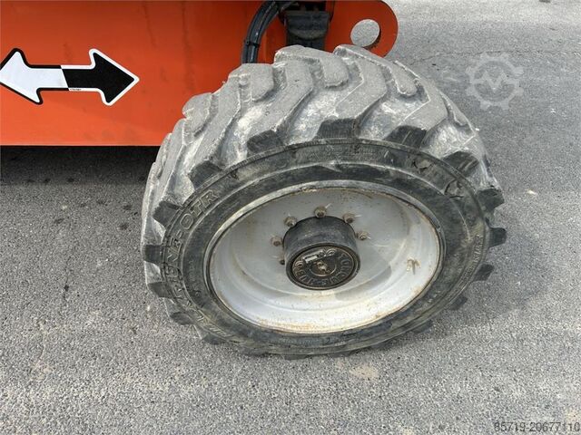 Plate-forme télescopique JLG 660SJ (10886)