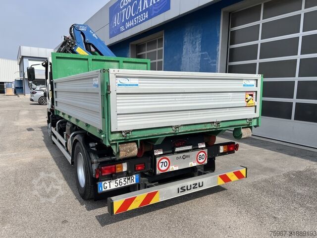 Kampós konténerszállító teherautó Isuzu F14 240