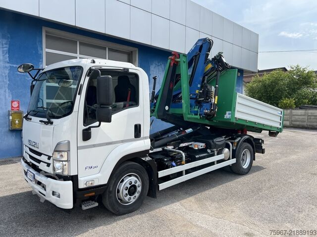 Kampós konténerszállító teherautó Isuzu F14 240