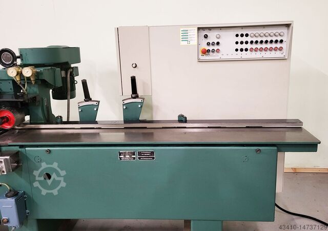 Hoblovka a frézka Weinig U22E, 7 Spindeln