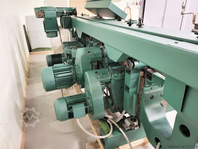 Hoblovka a frézka Weinig U22E, 7 Spindeln