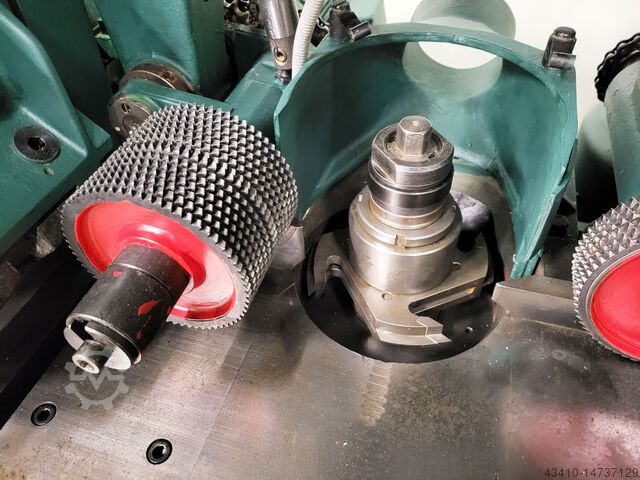 Hoblovka a frézka Weinig U22E, 7 Spindeln