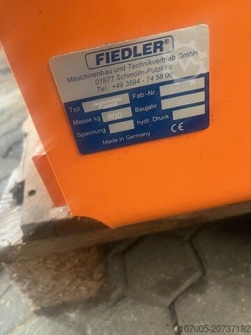 Inne Fiedler Frontmähgerät Frontausleger FFA 400