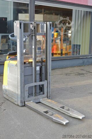 Στοίβαξη παλετών Jungheinrich ERC 212