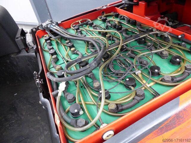 Elektrische vorkheftruck 3 wielen Linde E16P-02