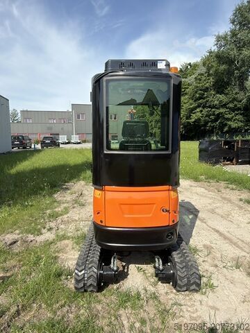 Miniexcavator cu cabină completă și încălzire Tec Point - 1,8t Klasse Minibagger NEU! Schnellwechsler und 3 Schaufeln im Set