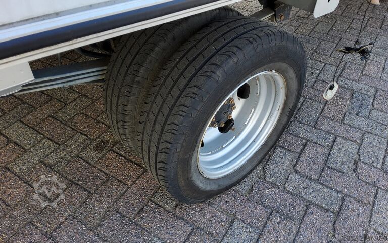 Telaio con cabina Renault Master 165.35 "CHASSIS" RTWD DL WIELBASIS 4.33 ...