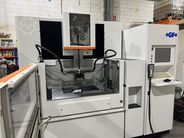 Máquina de erosión por hilo AGIE CHARMILLES CUT 300 SP