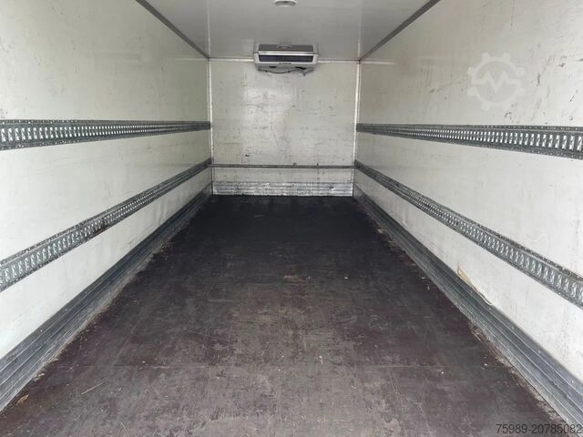 Kyld/fryst transport MAN TGL 12.220 Cool rmo King V300