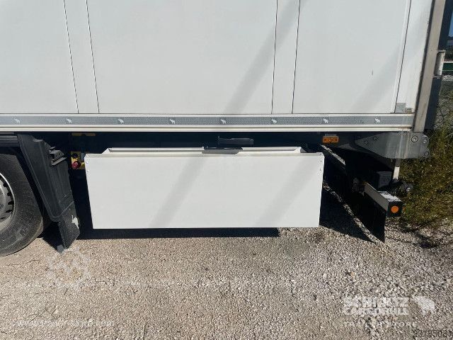 Rashladna poluprikolica Schmitz Cargobull Semitrailer Reefer Multitemp Plataforma