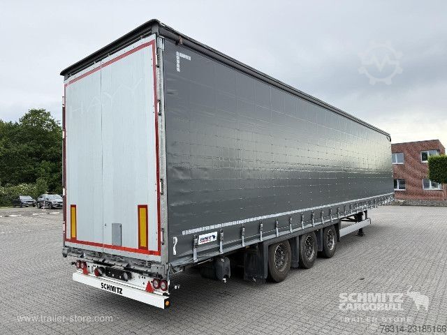 Nyitott ponyvás félpótkocsi Schmitz Cargobull Curtainsider Mega Getränke