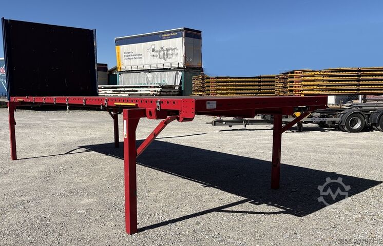 Plattform för växelflak med lastytaVäxelflak med lastplattformVäxelflak med flak Krone 7,45m BDF Baustoff Multilockrahmen