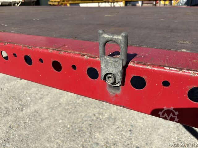 Plattform för växelflak med lastytaVäxelflak med lastplattformVäxelflak med flak Krone 7,45m BDF Baustoff Multilockrahmen