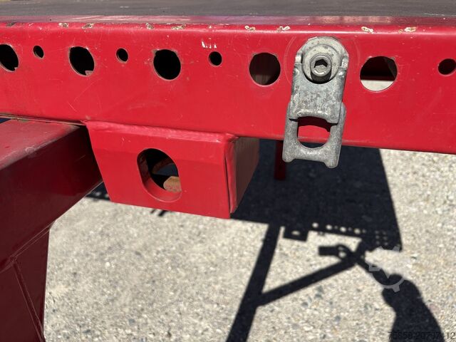 Plattform för växelflak med lastytaVäxelflak med lastplattformVäxelflak med flak Krone 7,45m BDF Baustoff Multilockrahmen