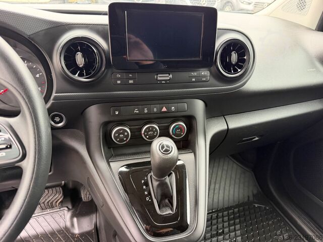 Panelová dodávka MERCEDES-BENZ Citan 110 CDI Automatik Klima Kamera 3 Sitzer