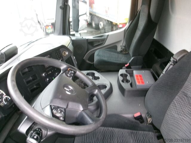Autocarro per bevande MERCEDES-BENZ 2530 L Antos*7,4m Schwenkwand*NLA*2 to LBW*AHK
