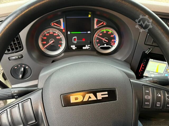 Resväska DAF LF 230 Bakwagen + Klep Dhollandia 1.000 kg