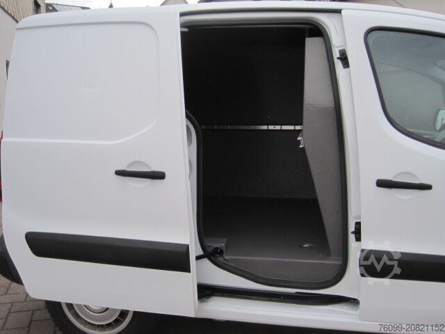 Panelová dodávka Peugeot Partner 1.6 HDI Cateringausbau 3-Sitzer