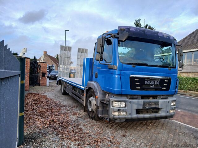 Nákladní automobil s nájezdem MAN TGM 18.290