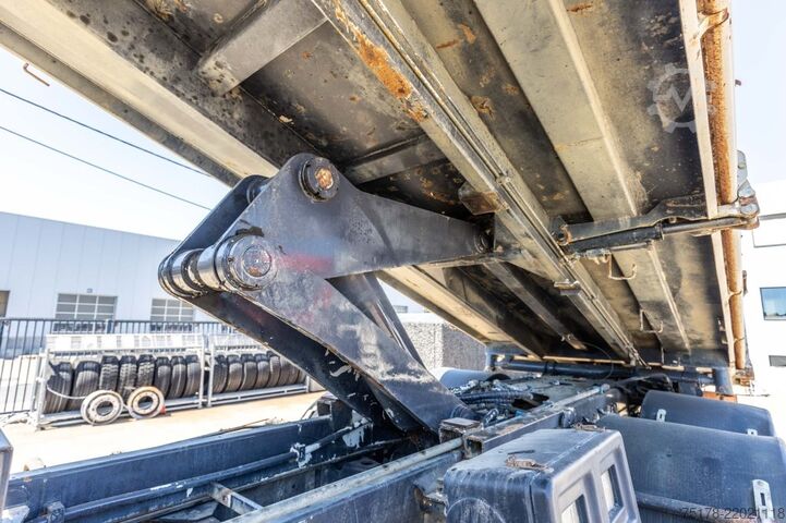 Ανατρεπόμενο φορτηγό SCANIA P380 CB  // BIBENNE