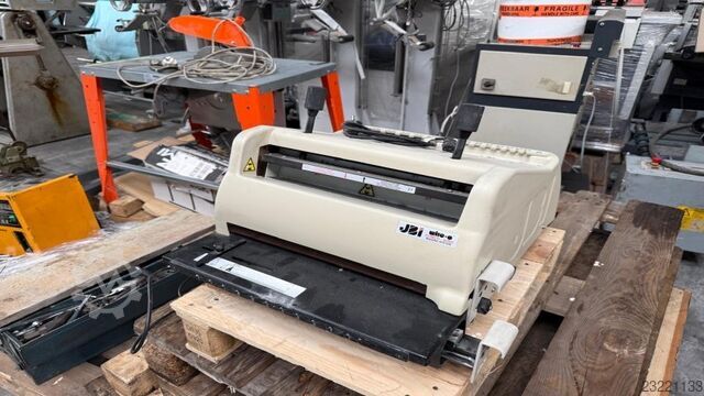 Razni JBI PunchBind 3300