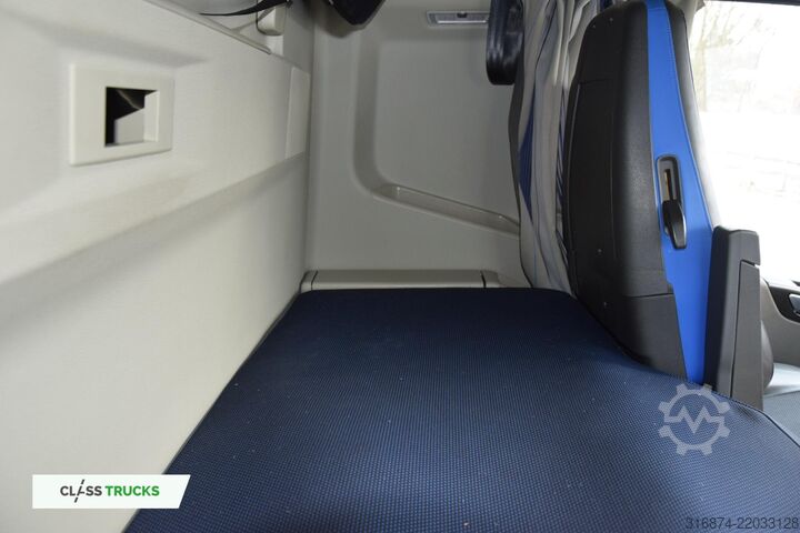 Standardní tahač VOLVO FH 500 Globetrotter XL I-ParkCool ACC