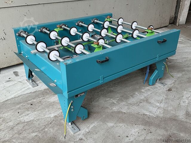 Rollenbahn angetrieben mit Führung Grenzebach RFS 1250 x 1000 mm