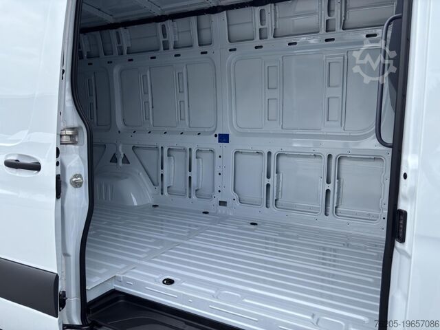 Panel van Mercedes-Benz Sprinter 317 CDI Kasten Hochdach Lang NEUZUSTAND