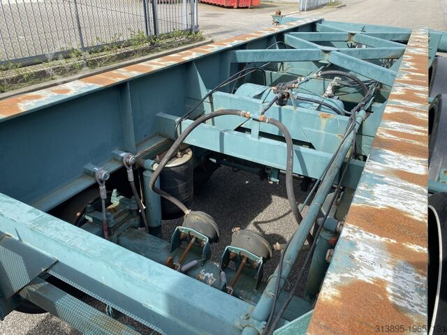 Container transport Burg 20 Ft. Container/Tipper , Self Suport Diesel