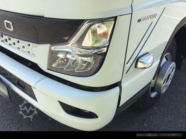 Φορτηγό pick-up FUSO eCanter 4C15e S-Batterie Pritschenaufbau/LED