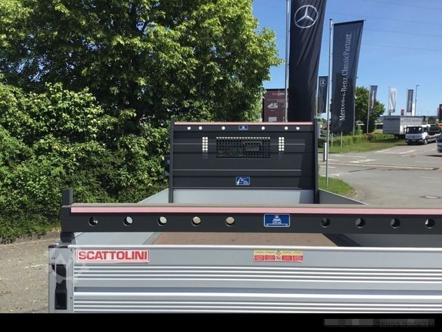 Φορτηγό pick-up FUSO eCanter 4C15e S-Batterie Pritschenaufbau/LED