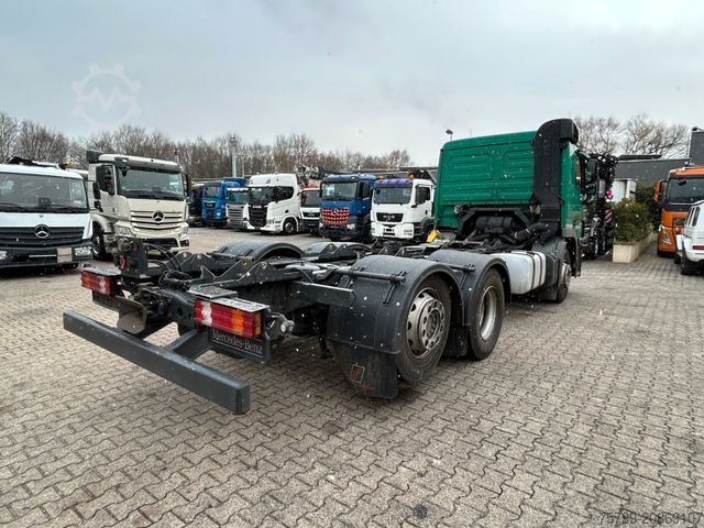 LKW-Fahrgestell MERCEDES-BENZ 2541 Actros Chassis 6x2