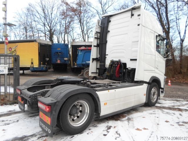 Standard tractor unit VOLVO FH 460 XL/ VOLLSPOILER
