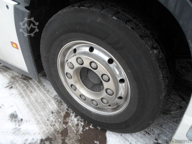 Standard tractor unit VOLVO FH 460 XL/ VOLLSPOILER