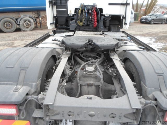 Standard tractor unit VOLVO FH 460 XL/ VOLLSPOILER