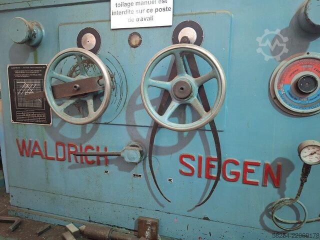 Torno central tour WALDRICH SIEGEN 44 TP 95