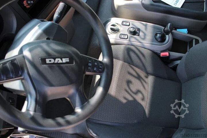 Koffer DAF LF 180 + Euro 6 + Dhollandia Lift + 12t