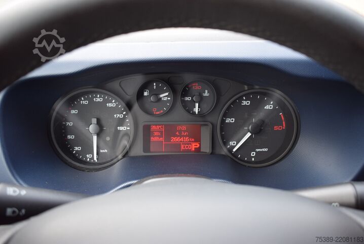 Podwozie furgonu Iveco Daily  35 S21 3,0 Automatik Luftfederung Tempomat