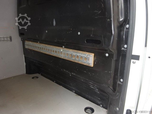 Duba panelată PEUGEOT Expert Kasten 95PS L2H1 Klima Audio