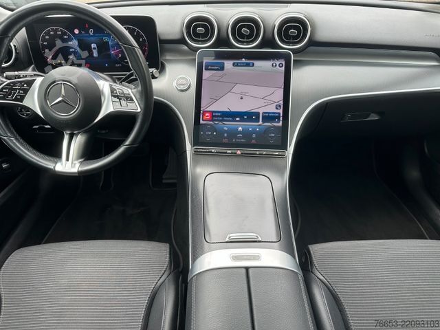 Minibus MERCEDES-BENZ C 200 T Autom.*PANO*LED*Digital*Kamera*Teilleder