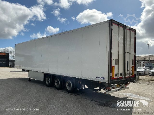 Koeloplegger Schmitz Cargobull Reefer Meat hanging system