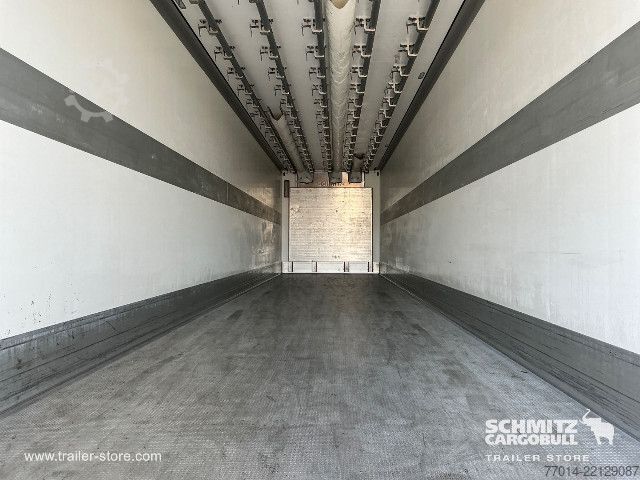 Koeloplegger Schmitz Cargobull Reefer Meat hanging system