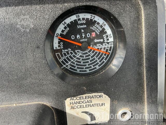 Tractor Case-IH 745 XL