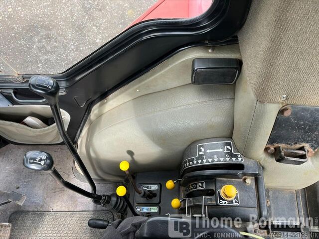 Tractor Case-IH 745 XL