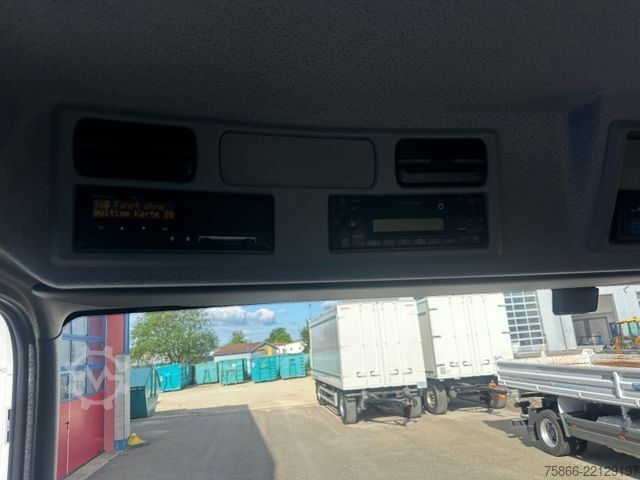 Driezijdige kipper MERCEDES-BENZ 1223 K Atego 3 Kipper Meiller 3 Seiten 2xAHK