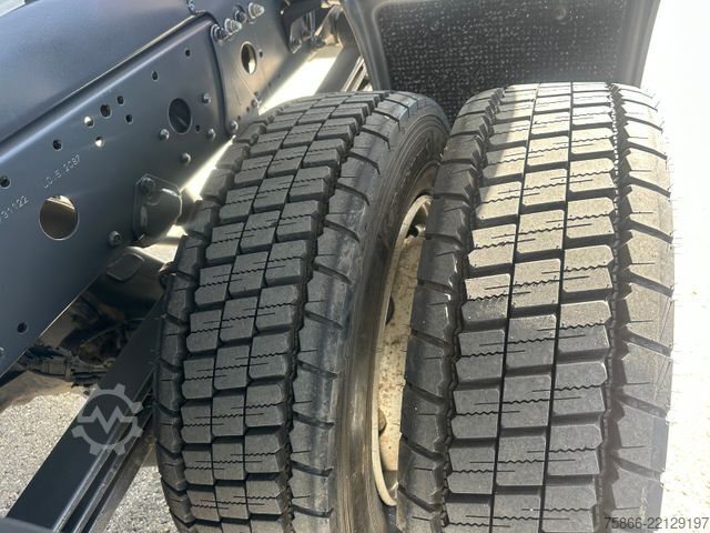 Driezijdige kipper MERCEDES-BENZ 1223 K Atego 3 Kipper Meiller 3 Seiten 2xAHK