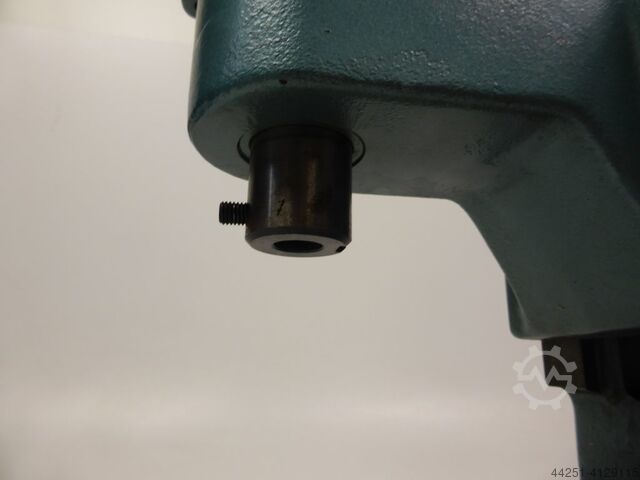 Bezpośrednio działająca prasa pneumatyczna sprężonego powietrza Mäder DLP 1700 HV